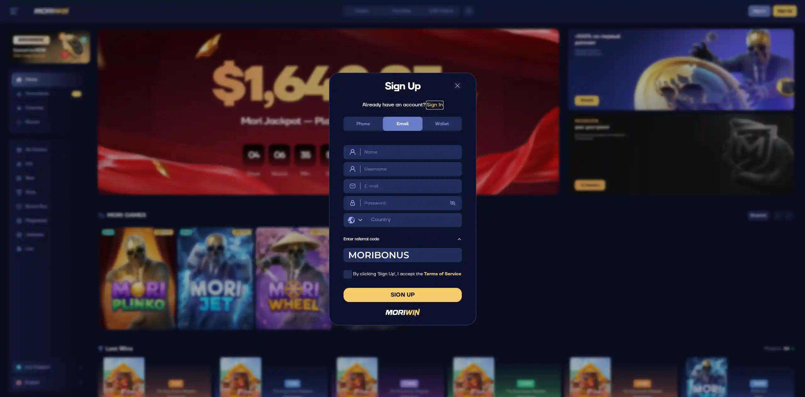 Alt: Mori Win casino homepage with jackpot banner and featured promotions