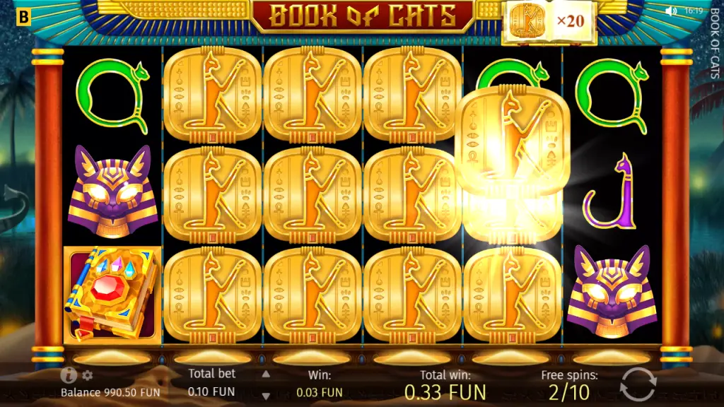 Book of Cats K expanding over four reels in free spins